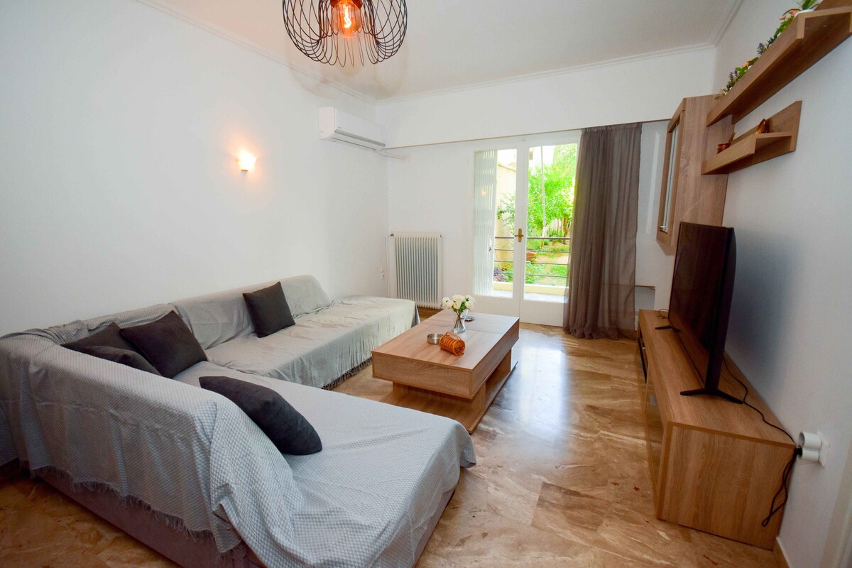 Filoxenia-Apartment-Athens-3