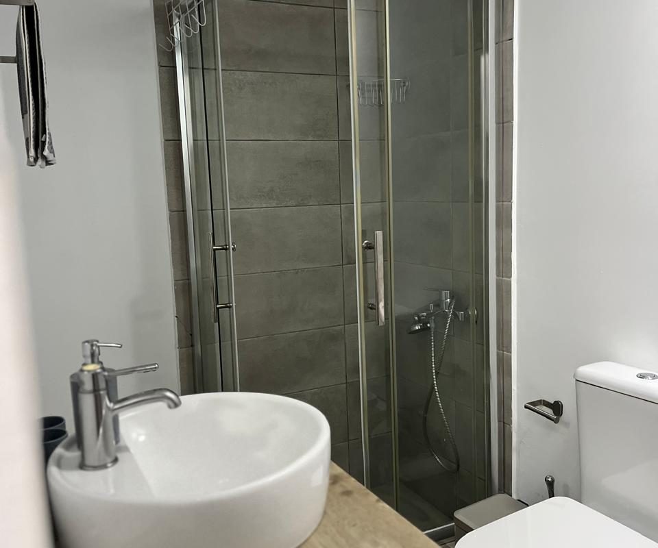 Seaside-Lavrio-Beach-House-29