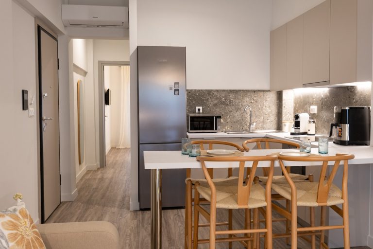 Votsala 3 Deluxe & Modern Apartment in Piraeus